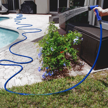 Deluxe 50 &100 Feet Expandable Flexible Garden Water Hose Nozzle & Sprayer- Green/Blue